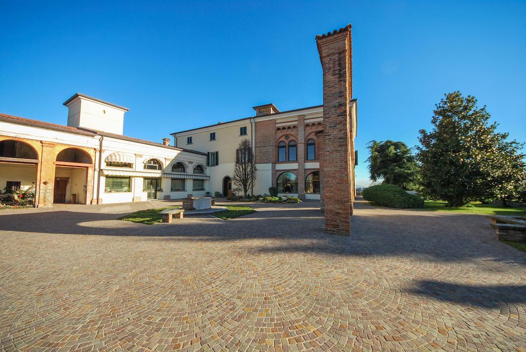 Villa Santa Maria Dell'Arco - Centro Oreb Cazzago San Martino Exterior foto